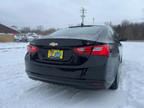 Used 2023 Chevrolet Malibu LT image 9