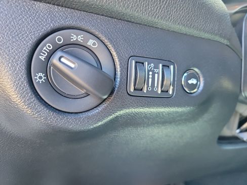 Used 2023 Dodge Challenger R/T w/ Blacktop Package image 25