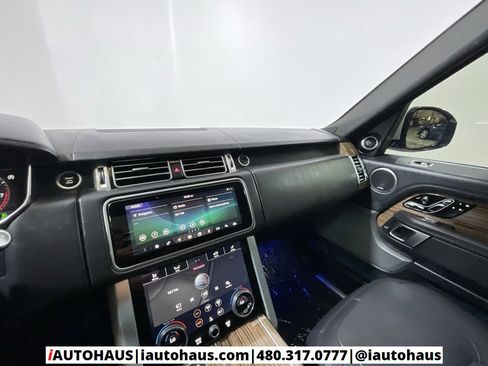 Used 2018 Land Rover Range Rover HSE image 25