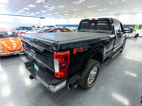 Used 2017 Ford F350 Lariat w/ Chrome Package AWD/4WD image 6