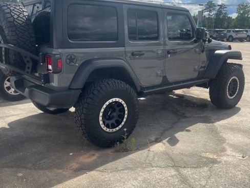 Used 2021 Jeep Wrangler Unlimited Sport AWD/4WD image 6