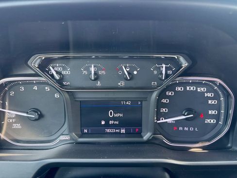 Used 2020 GMC Sierra 1500 Elevation AWD/4WD image 9
