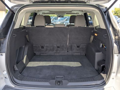 Used 2015 Ford Escape SE FWD image 31