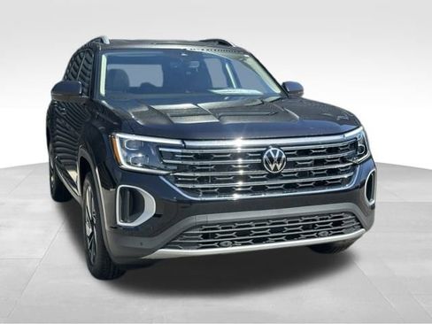 New 2025 Volkswagen Atlas SEL image 6