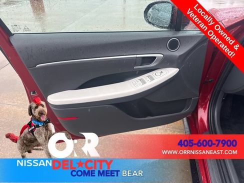 Used 2025 Hyundai Sonata SEL FWD image 12