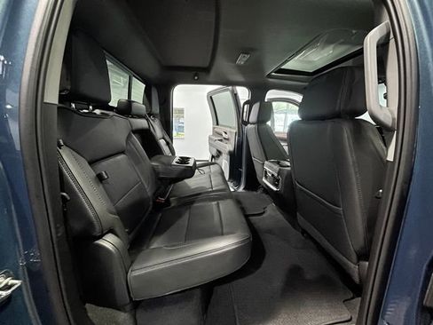 Used 2025 GMC Sierra 2500 Denali w/ Denali Reserve Package AWD/4WD image 15