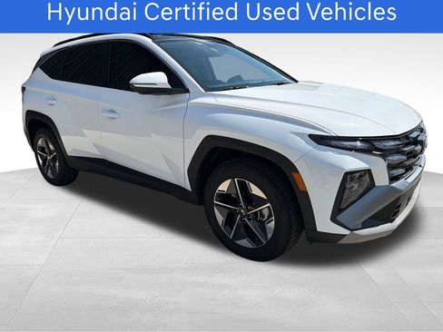 Certified 2025 Hyundai Tucson SEL AWD/4WD image 8