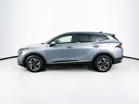 Used 2025 Kia Sportage LX FWD image 4