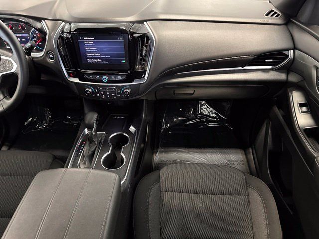 Used 2023 Chevrolet Traverse LT AWD/4WD image 18