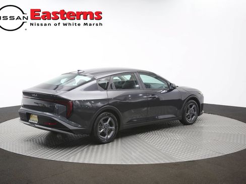 Used 2025 Kia K4 FWD image 41