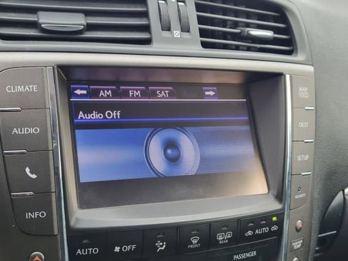 Used 2013 Lexus IS 350C w/ Luxury Pkg image 21