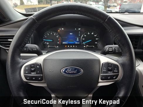 Used 2022 Ford Explorer XLT w/ Equipment Group 202A image 20