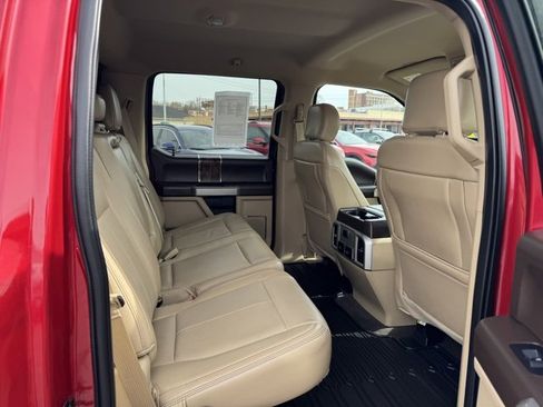 Used 2020 Ford F150 Lariat image 34