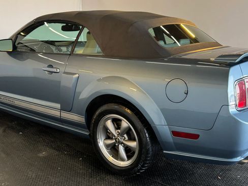 Used 2006 Ford Mustang GT Premium image 6