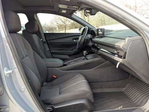 Used 2023 Honda Accord Sport image 27