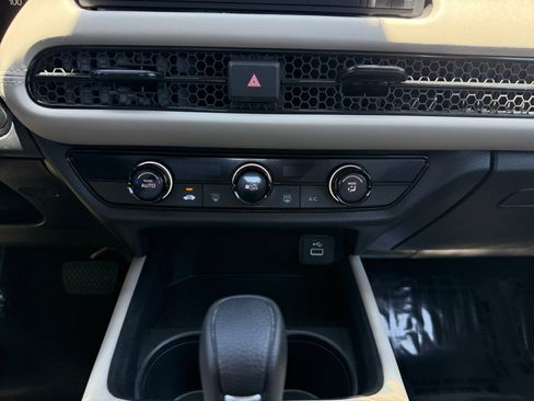 Certified 2024 Honda HR-V LX image 13