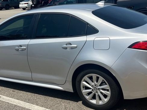 Used 2026 Toyota Corolla LE w/ LE Premium Package FWD image 3