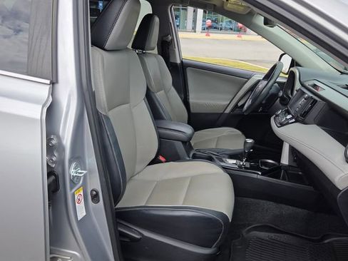 Used 2017 Toyota RAV4 Limited FWD image 15