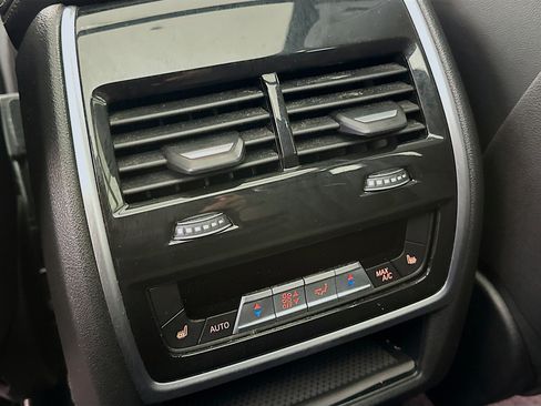 Used 2024 BMW X5 sDrive40i image 28