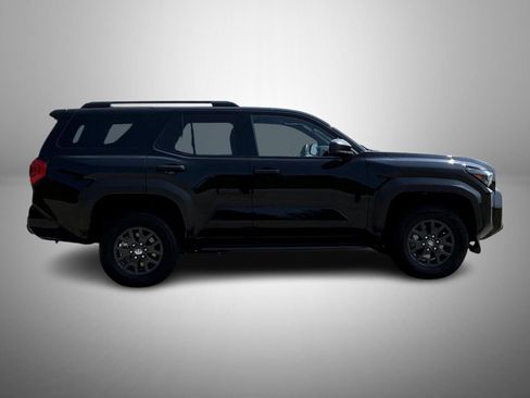 Used 2025 Toyota 4Runner SR5 AWD/4WD image 4