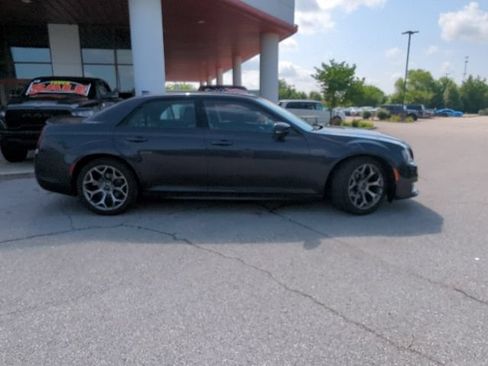 Certified 2018 Chrysler 300 S w/ 300S Premium Group RWD image 17