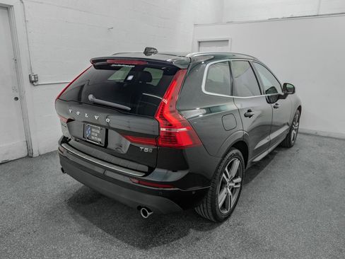 Used 2019 Volvo XC60 T5 Momentum w/ Multimedia Package AWD/4WD image 8