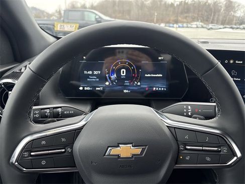 New 2026 Chevrolet Equinox LT image 11