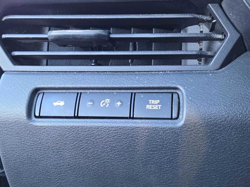 Used 2022 Nissan Altima 2.5 SR w/ Midnight Edition Package image 22