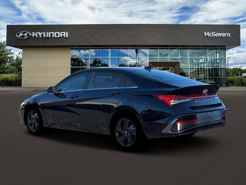 New 2026 Hyundai Elantra SEL Sport Premium FWD image 4
