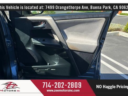 Used 2014 Toyota RAV4 XLE FWD image 40