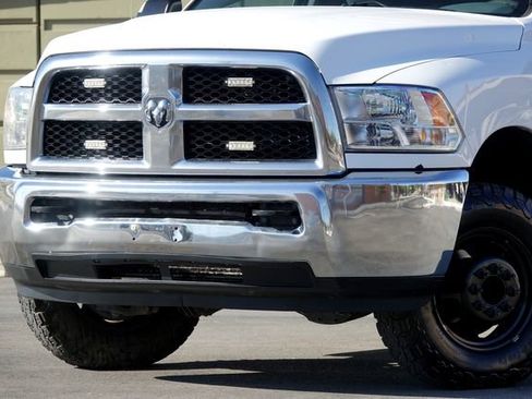 Used 2018 RAM 3500 Tradesman w/ Chrome Appearance Group image 8