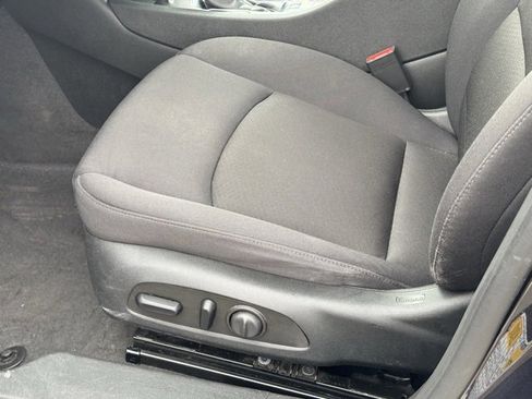 Used 2023 Chevrolet Malibu LT image 21