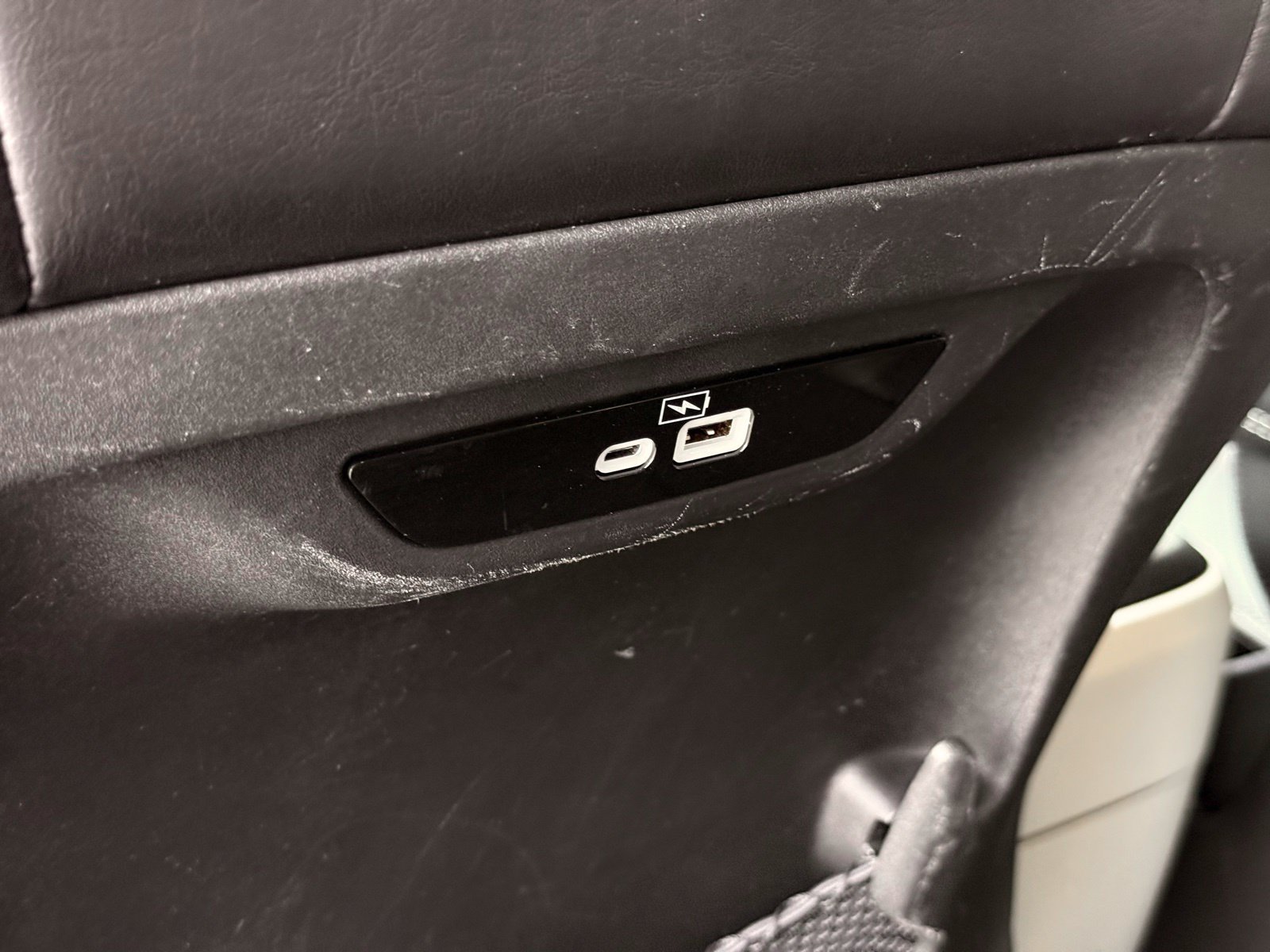 Used 2023 Chrysler Pacifica Touring-L FWD image 24