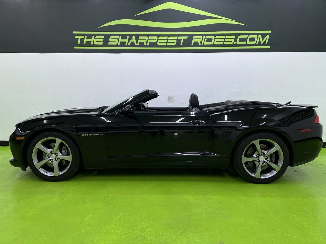 Used 2014 Chevrolet Camaro SS w/ RS Package RWD image 6