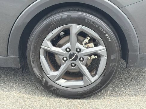 Used 2025 Kia K4 FWD image 18