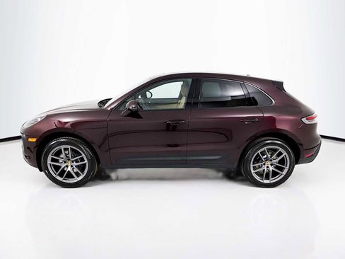 New 2026 Porsche Macan image 2