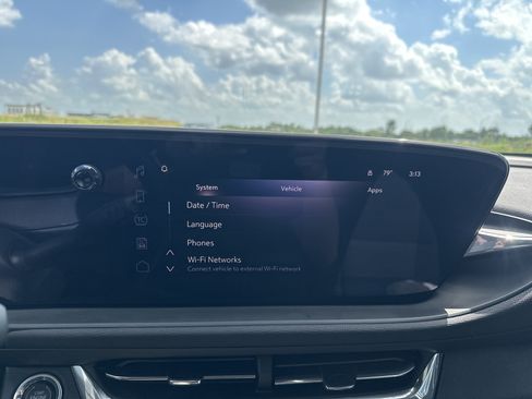 Used 2025 Buick Envista Preferred w/ Convenience I Package FWD image 18