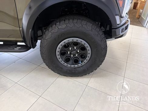 Used 2024 Ford F150 Raptor AWD/4WD image 34