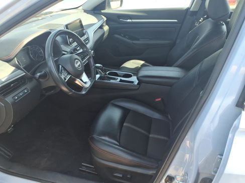 Certified 2023 Nissan Altima 2.5 SR FWD image 4
