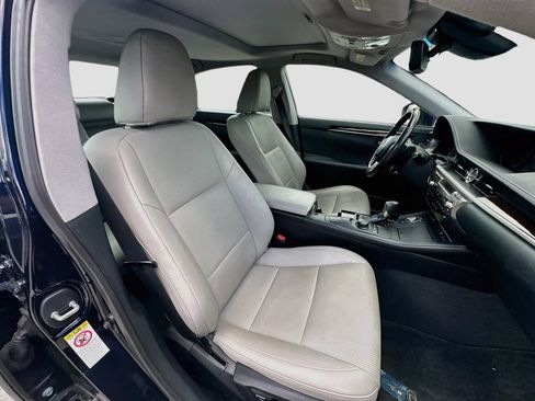 Used 2017 Lexus ES 350 w/ Premium Package FWD image 29