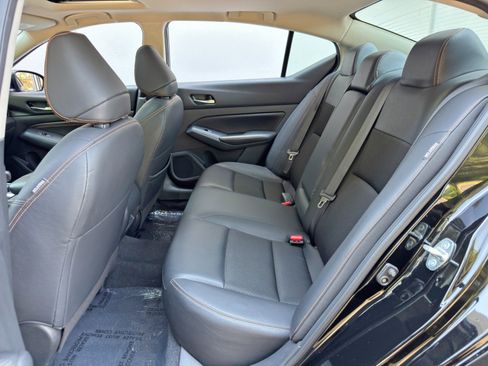 Used 2022 Nissan Altima 2.5 SR w/ Midnight Edition Package FWD image 36