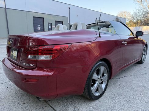 Used 2010 Lexus IS 250C image 4