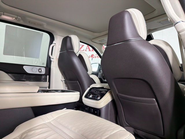 Used 2020 Lincoln Navigator L Black Label AWD/4WD image 36