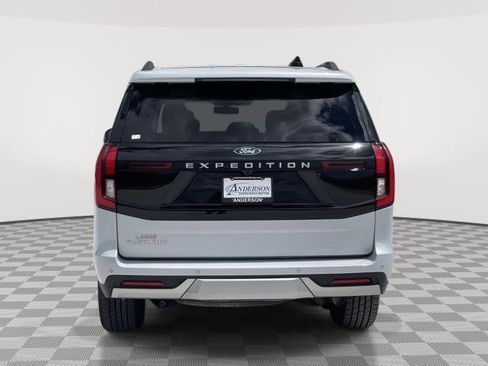Certified 2025 Ford Expedition Platinum AWD/4WD image 5