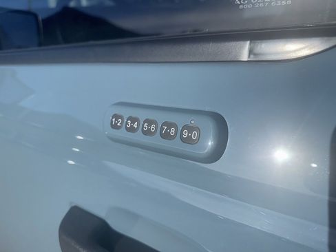 Certified 2022 Ford Bronco Badlands w/ Sasquatch Package image 12