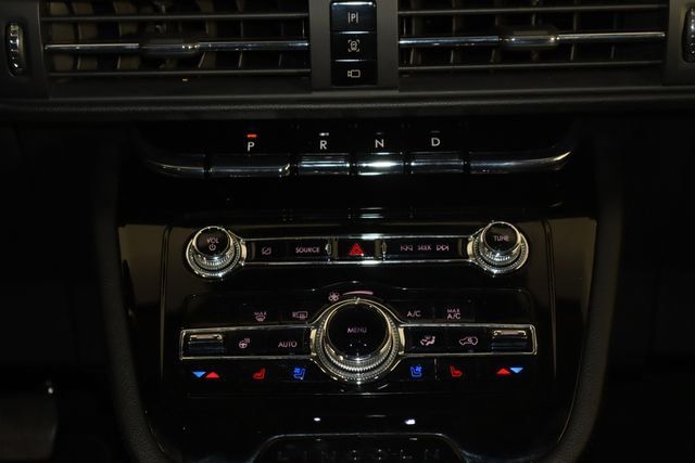 Used 2022 Lincoln Corsair FWD w/ Equipment Group 101A image 28
