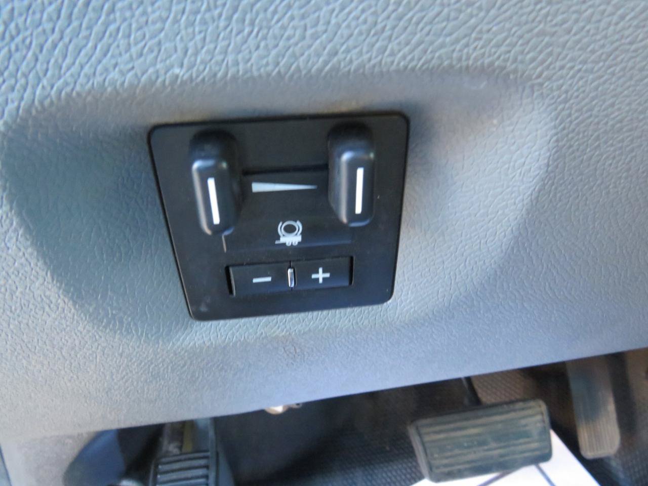 Used 2012 GMC Sierra 2500 W/T AWD/4WD image 15