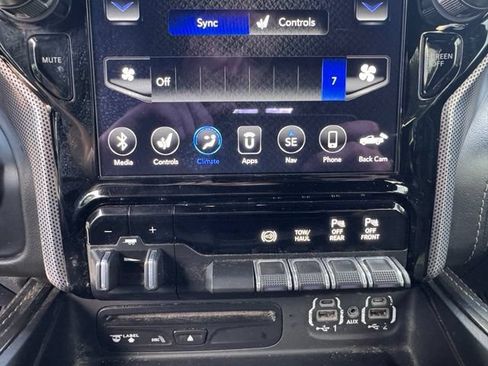 Used 2019 RAM 2500 Limited AWD/4WD image 17