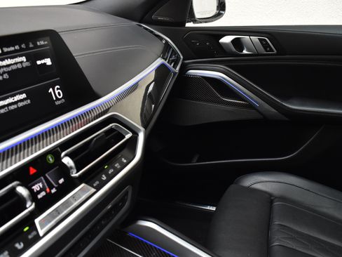 Used 2020 BMW X6 M50i w/ Executive Package AWD/4WD image 41
