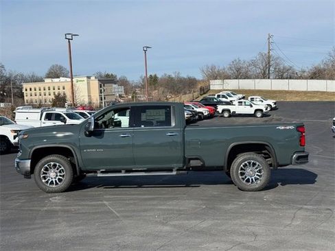 New 2026 Chevrolet Silverado 2500 LTZ w/ LTZ Premium Package image 2